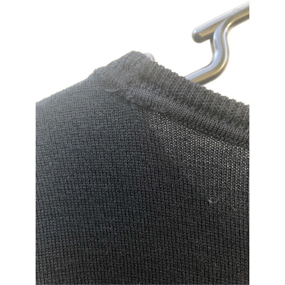 St. John's Bay Black Crewneck Women's Sweater - Picture 5 of 6